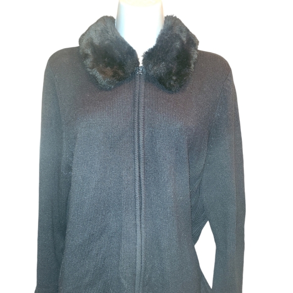 Merona Sweaters - Faux Fur removable Collar zip-up sweater cardigan size xl